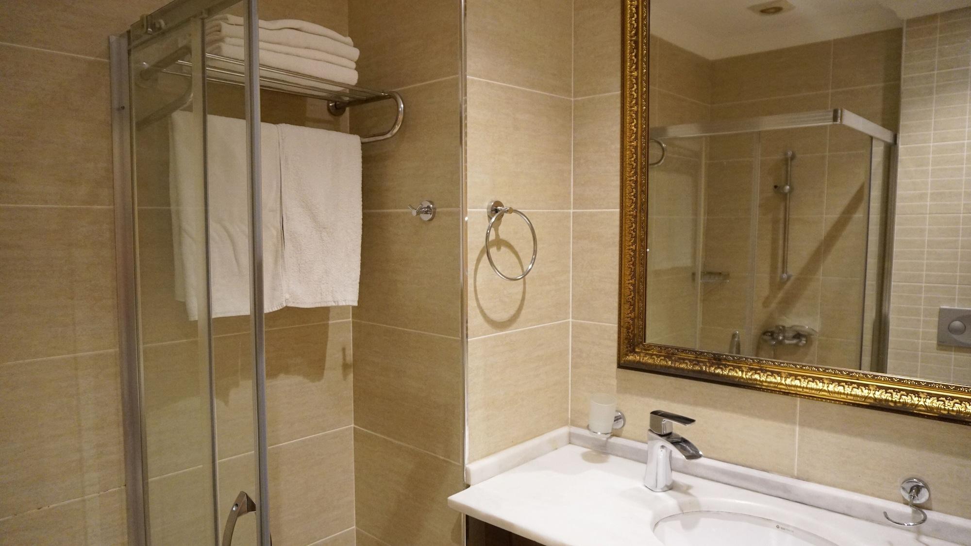 Vois Hotel 4*