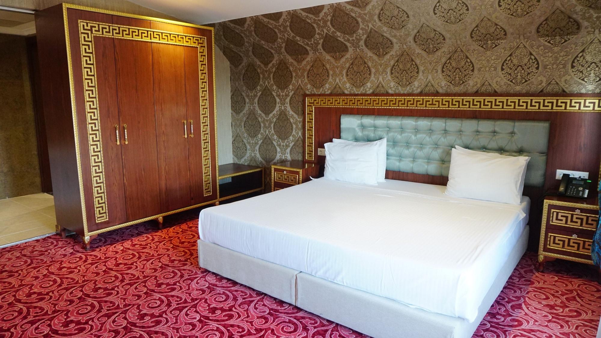 Vois Hotel 4*